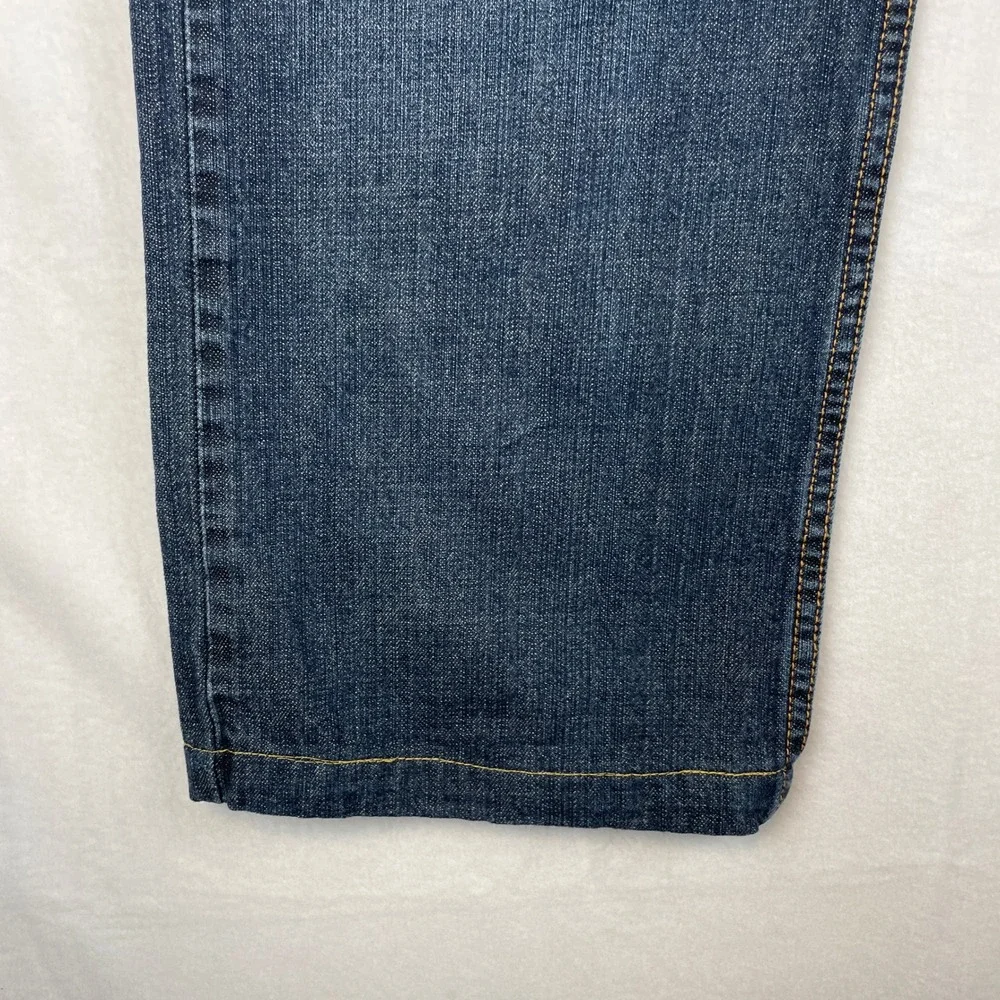 Levis preowned jeans
